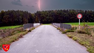 Brücke Frimmersdorf Elsendorf Fahrbahn