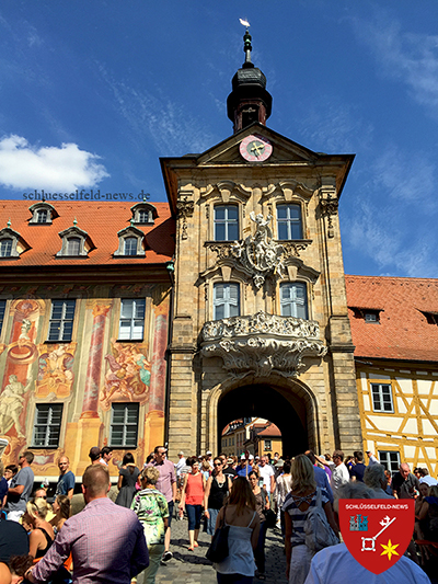 Volksfest Oberfranken Besucher Altes Rathaus Bamberg Sandkerwa Sandkirchweih