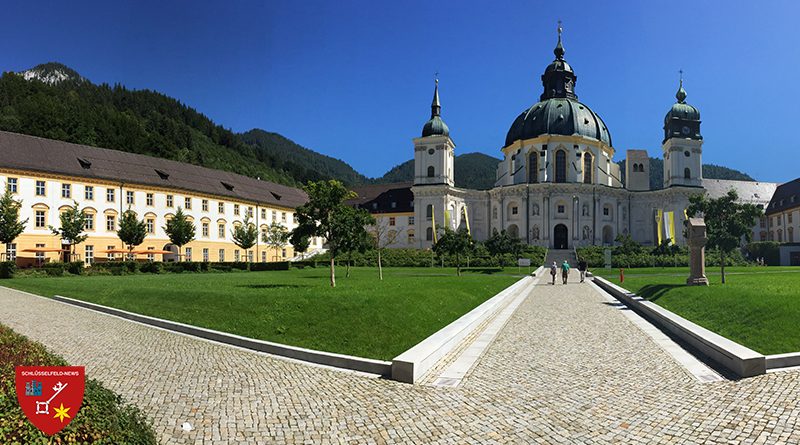 Klosteranlage Südbayern Benediktinerabtei Kloster Ettal