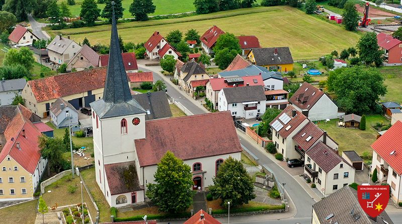 St. Bartholomäus Kirche in Thüngfeld an der Hauptstraße